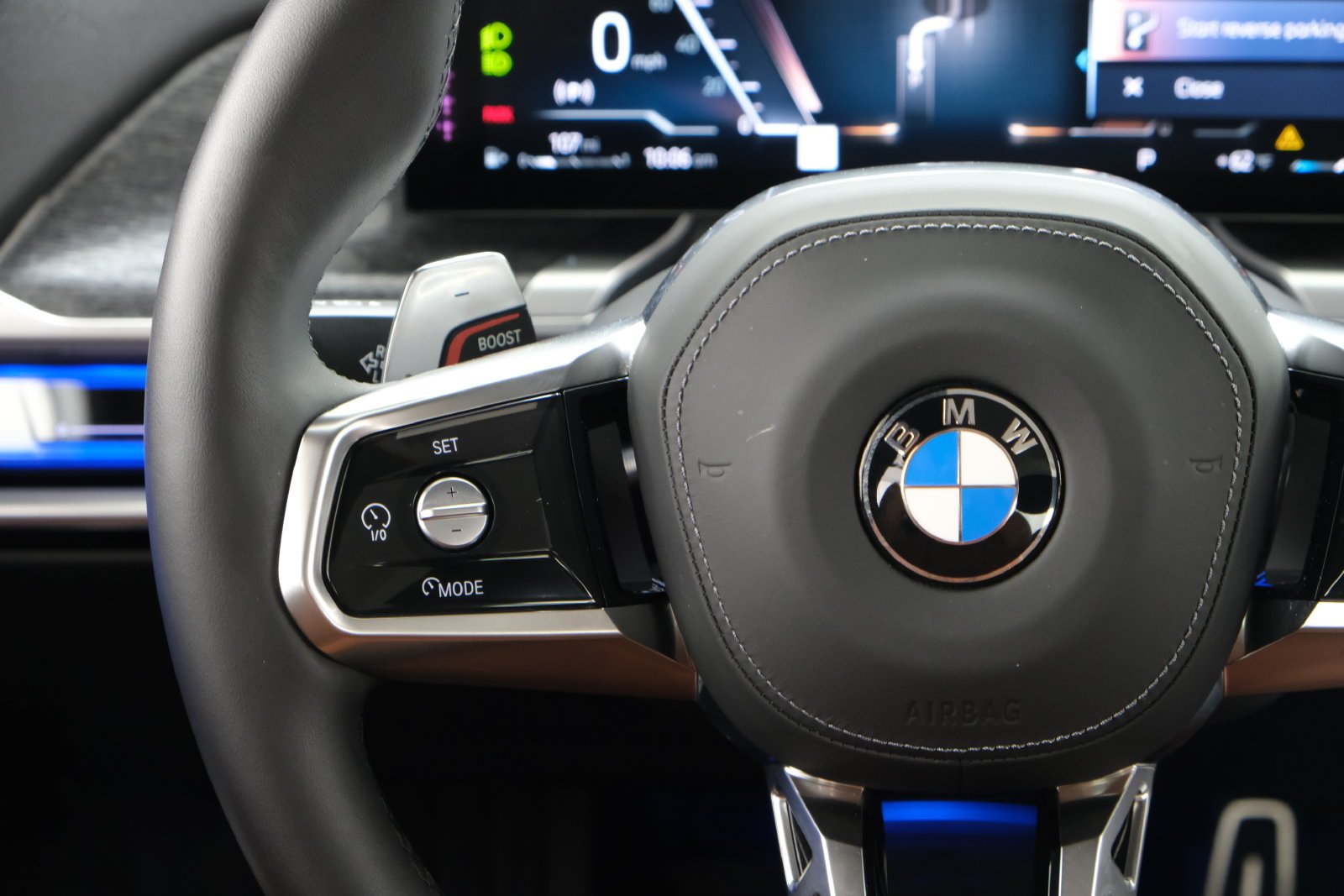 2025 BMW 7 Series 760i - Photo 12