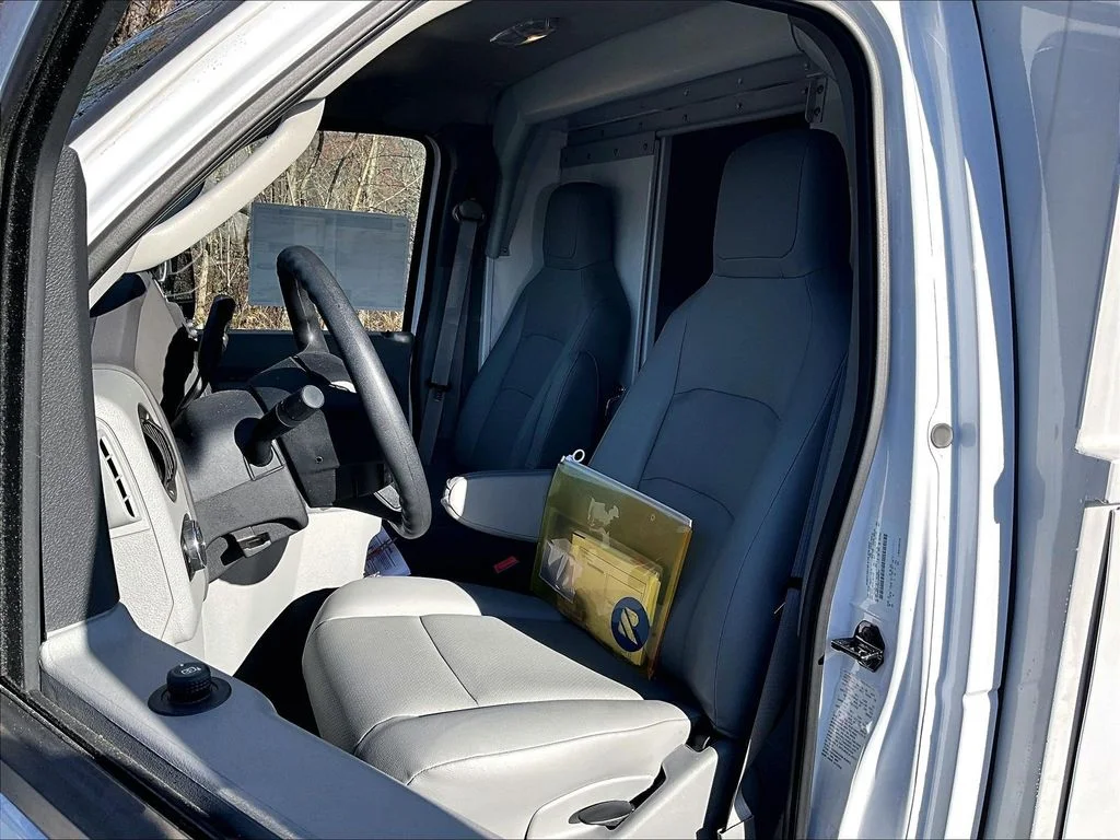 2026 Ford E-Series Cutaway Base - Photo 14