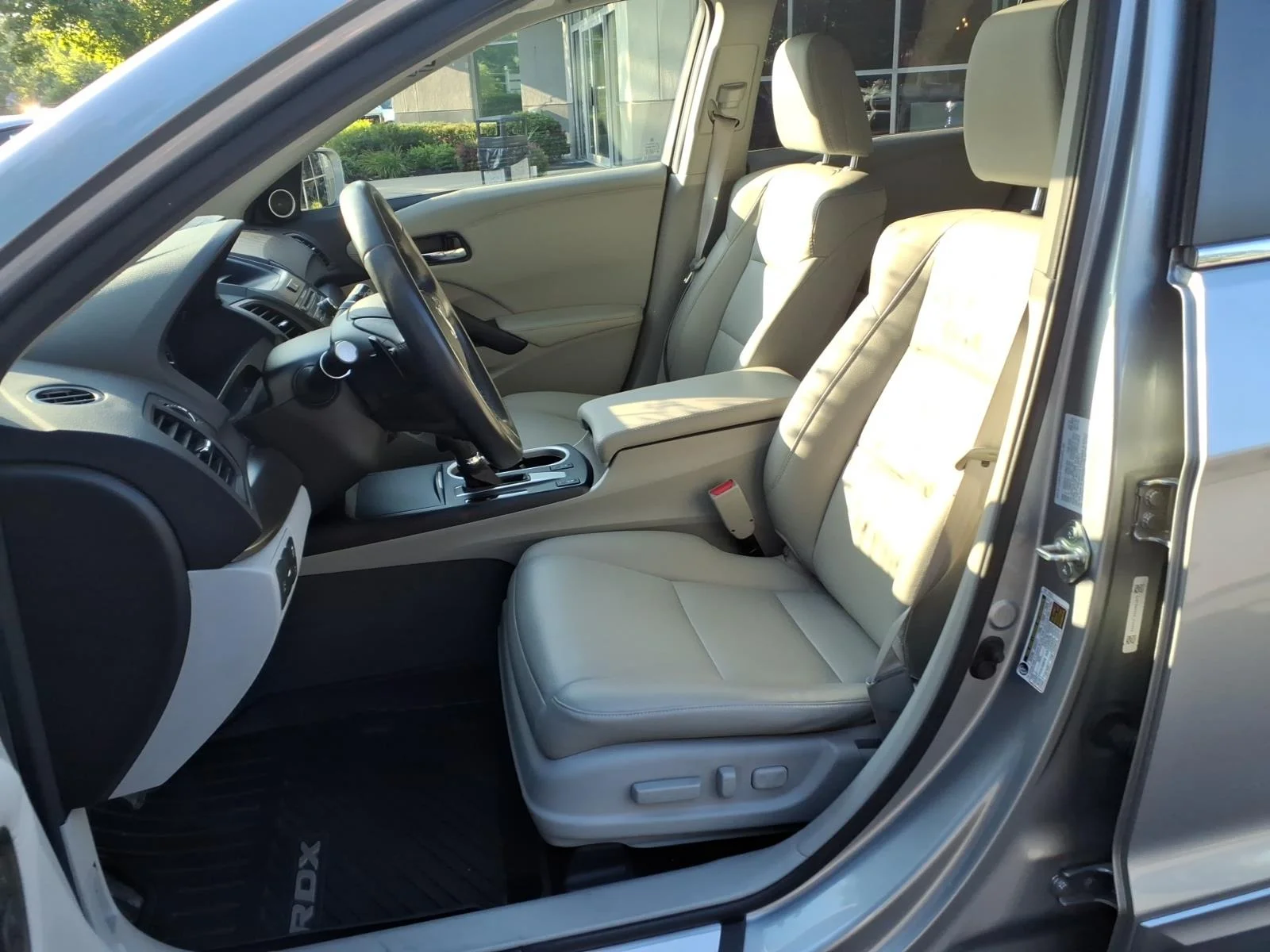 Used 2017 Lunar Silver Metallic Acura AWD with AcuraWatch Plus image 19