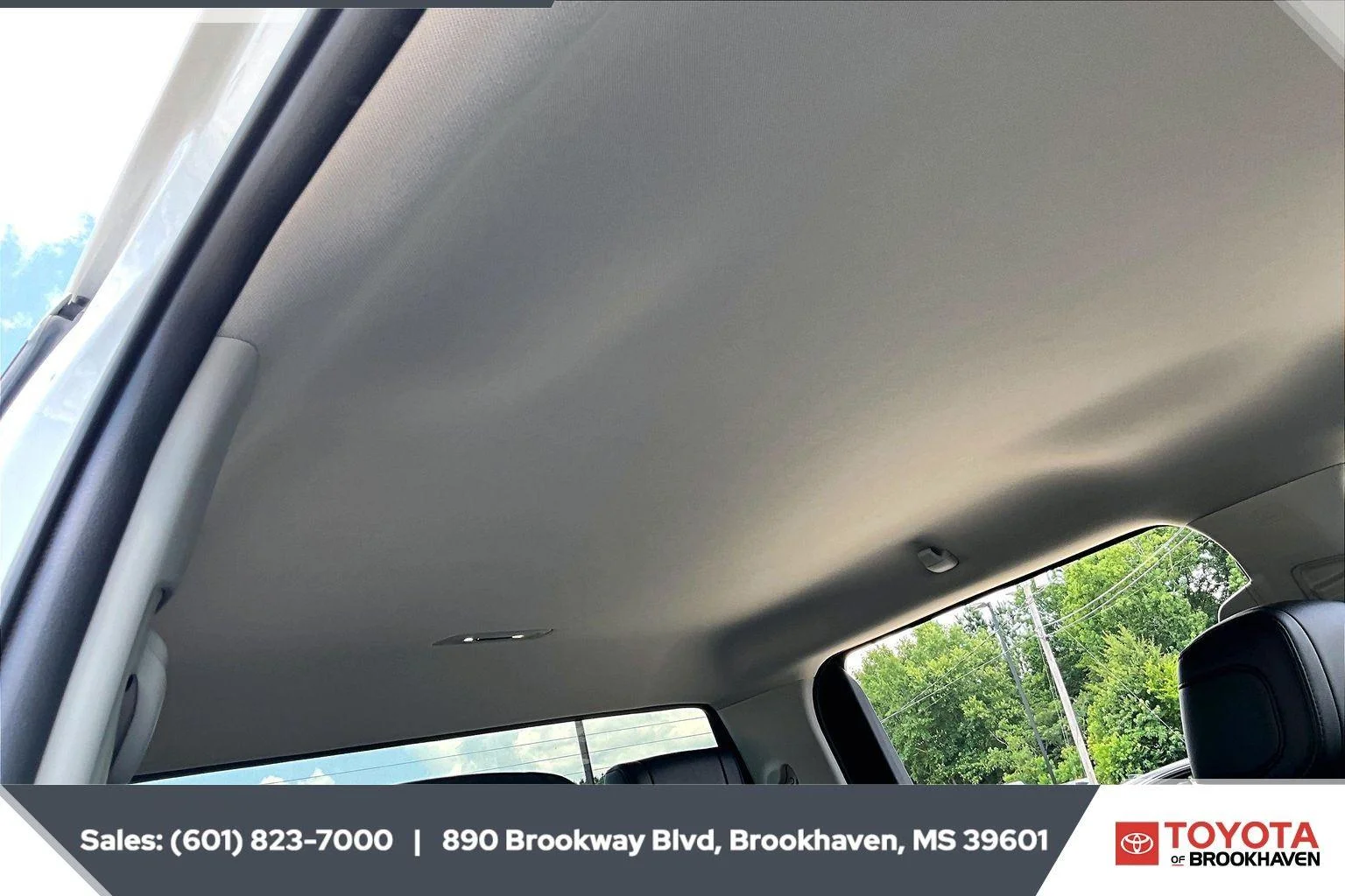 Used 2024 Ice Cap Toyota SR5 image 16