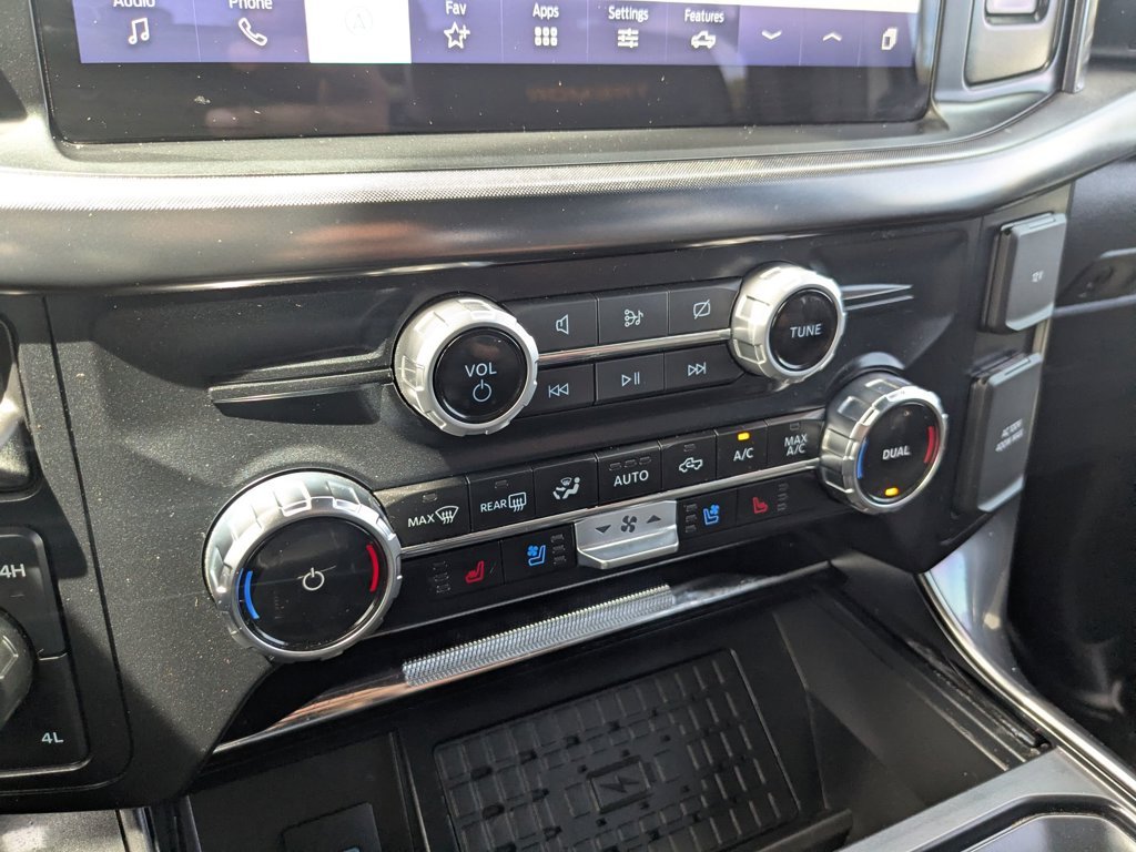 Used 2023  Ford Tremor image 19