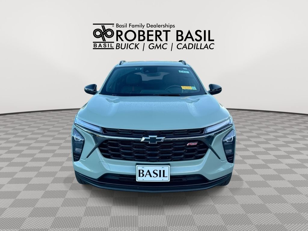 Used 2024 Green Chevrolet 2RS image 3