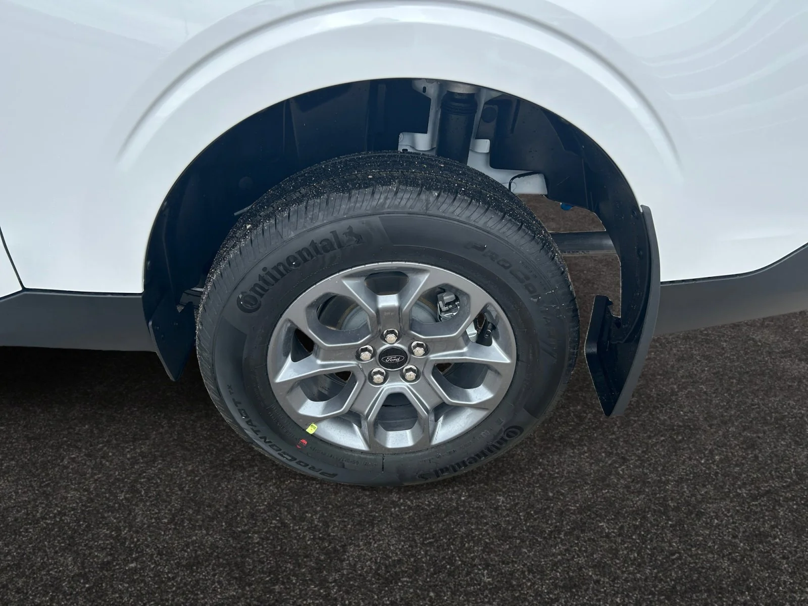 New 2026 Oxford White Ford XLT image 9