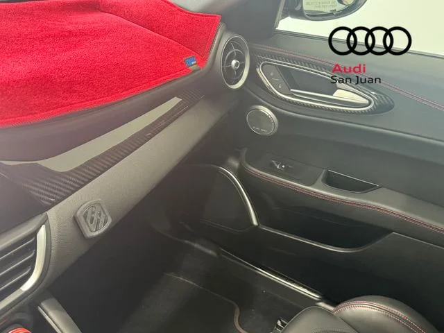 Used 2020 Red Alfa Romeo Quadrifoglio image 33
