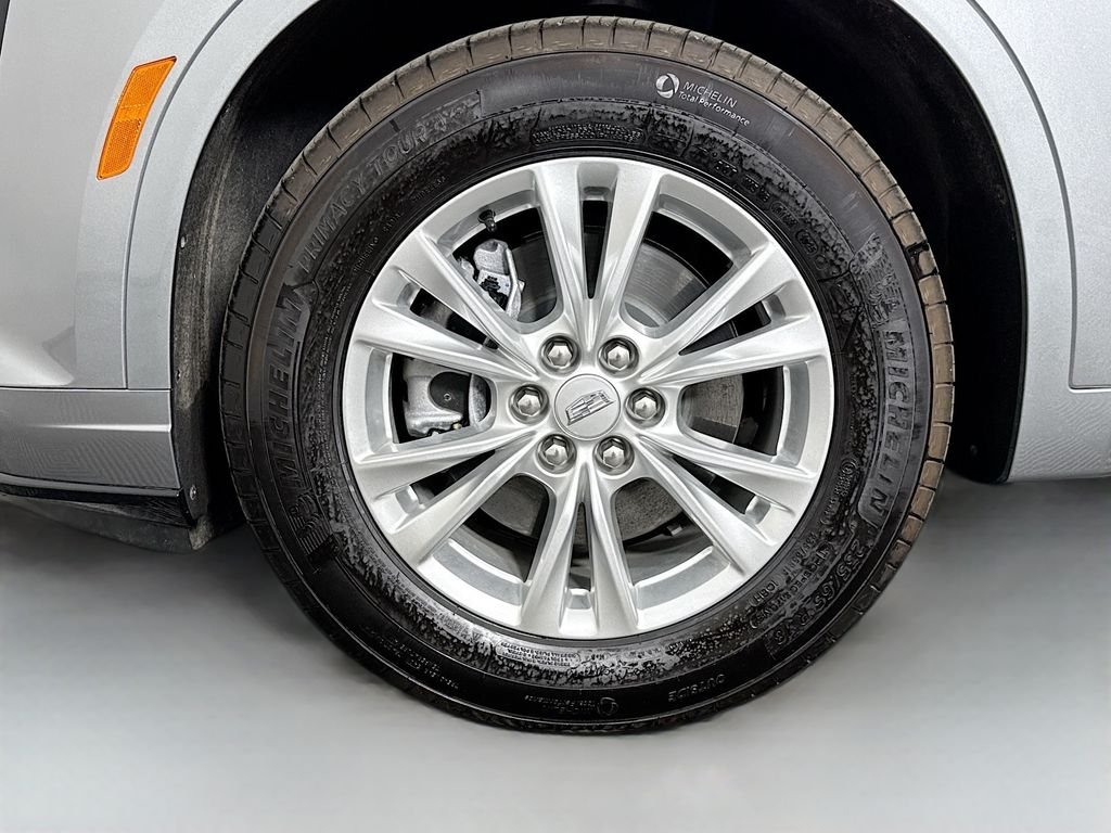 Used 2025 Argent Silver Metallic Cadillac Luxury image 33
