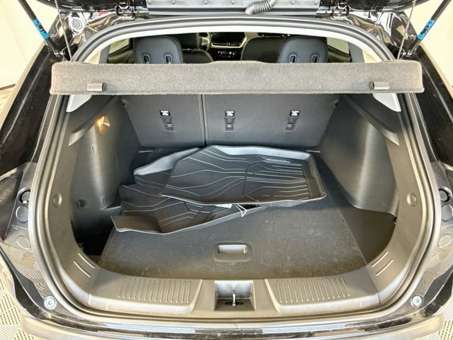 New 2026 Mosaic Black Metallic Chevrolet ACTIV image 26