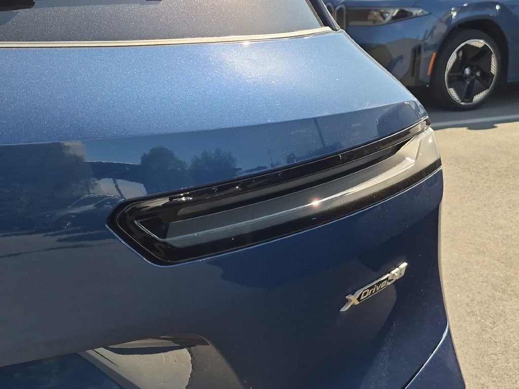 Used 2024 Blue BMW xDrive50 image 35
