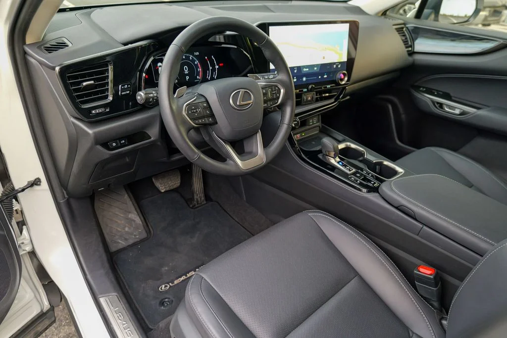 Used 2024 Eminent White Pearl Lexus 350 Premium image 20