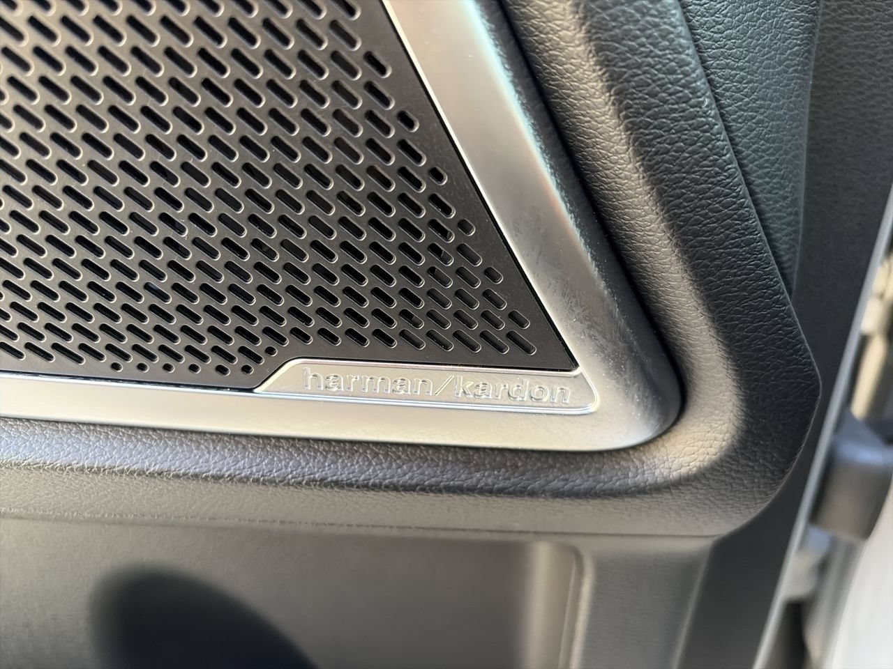 Used 2024 Wolf Gray Kia SX Prestige X-Line image 20