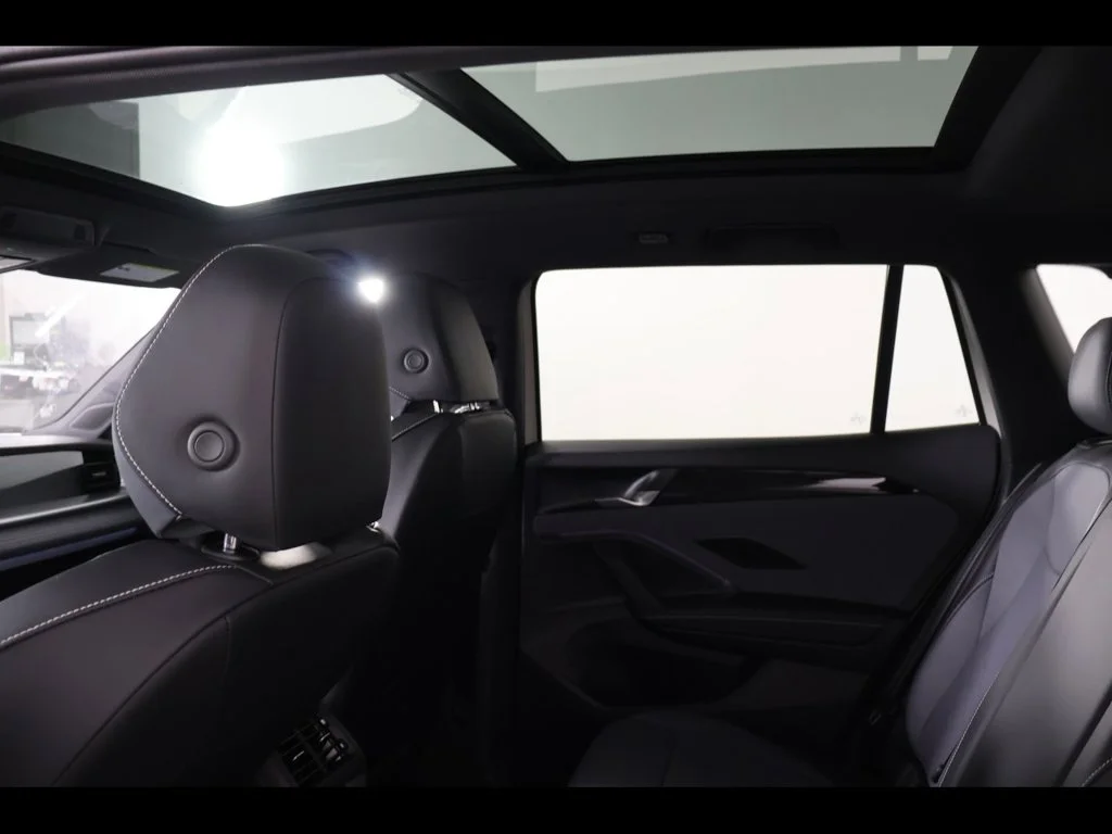 New 2026 Silver Volkswagen 2.0T SE R-Line Black image 9