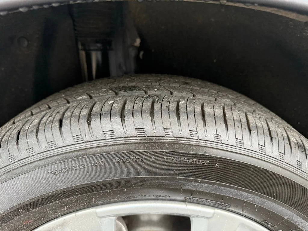 Used 2025 Silver Honda LX image 30