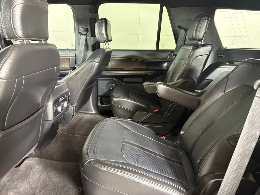 Used 2020 Black Ford Limited image 39
