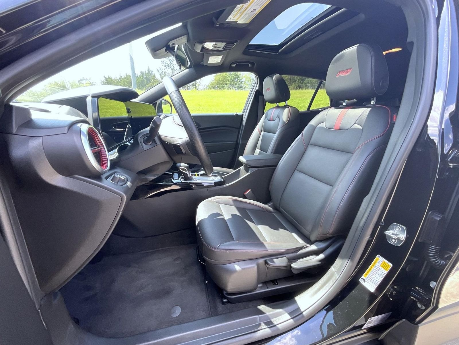 Used 2024 Black Chevrolet 2RS image 11