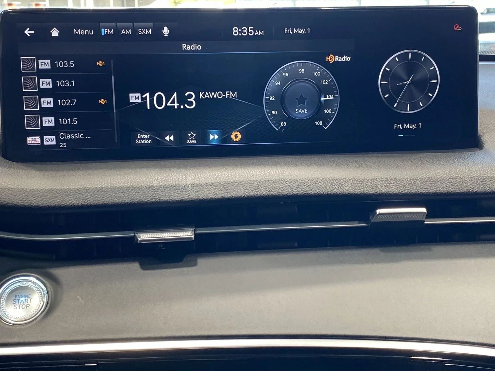 2025 GENESIS GV70 Standard - Photo 16