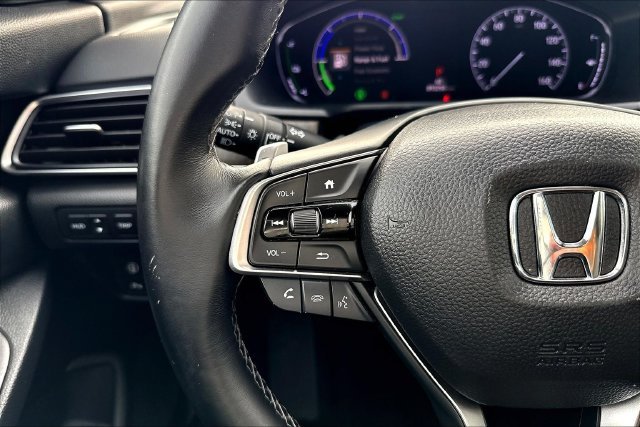 Used 2019 White Honda Touring image 13