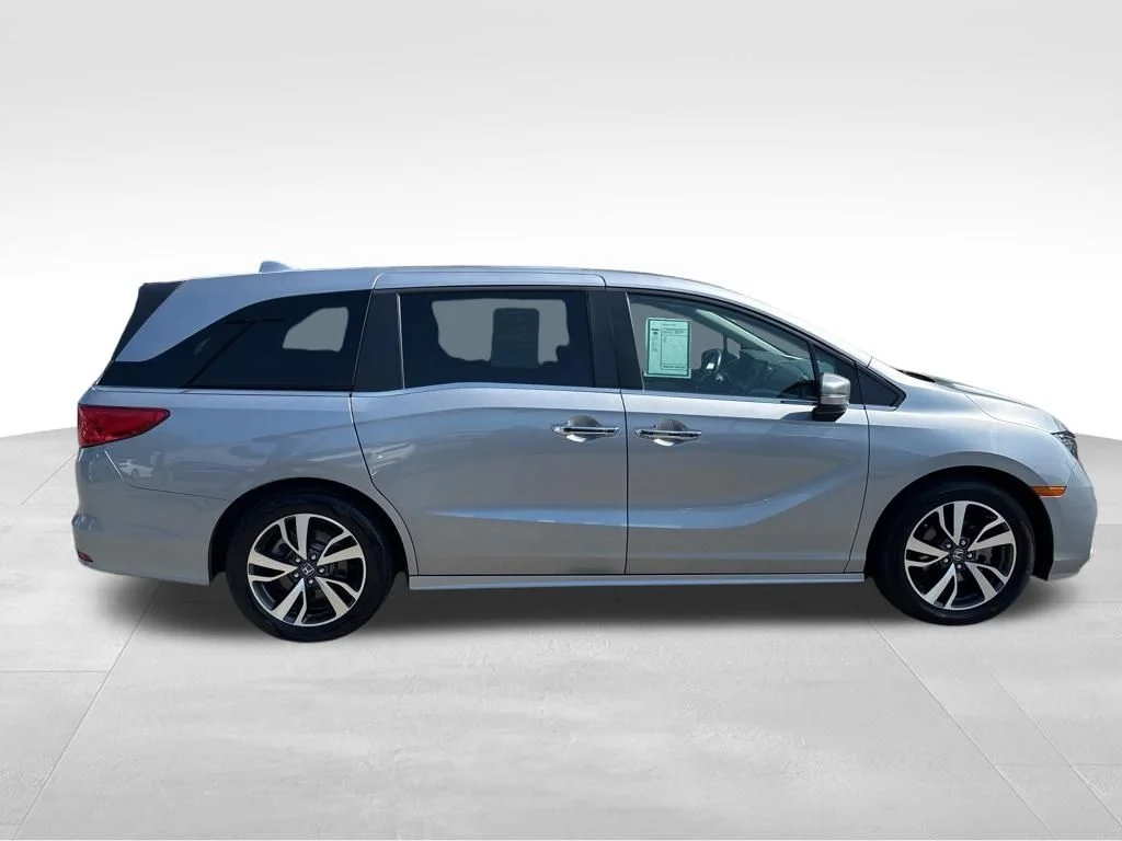 Used 2023 Gray Honda Touring image 6