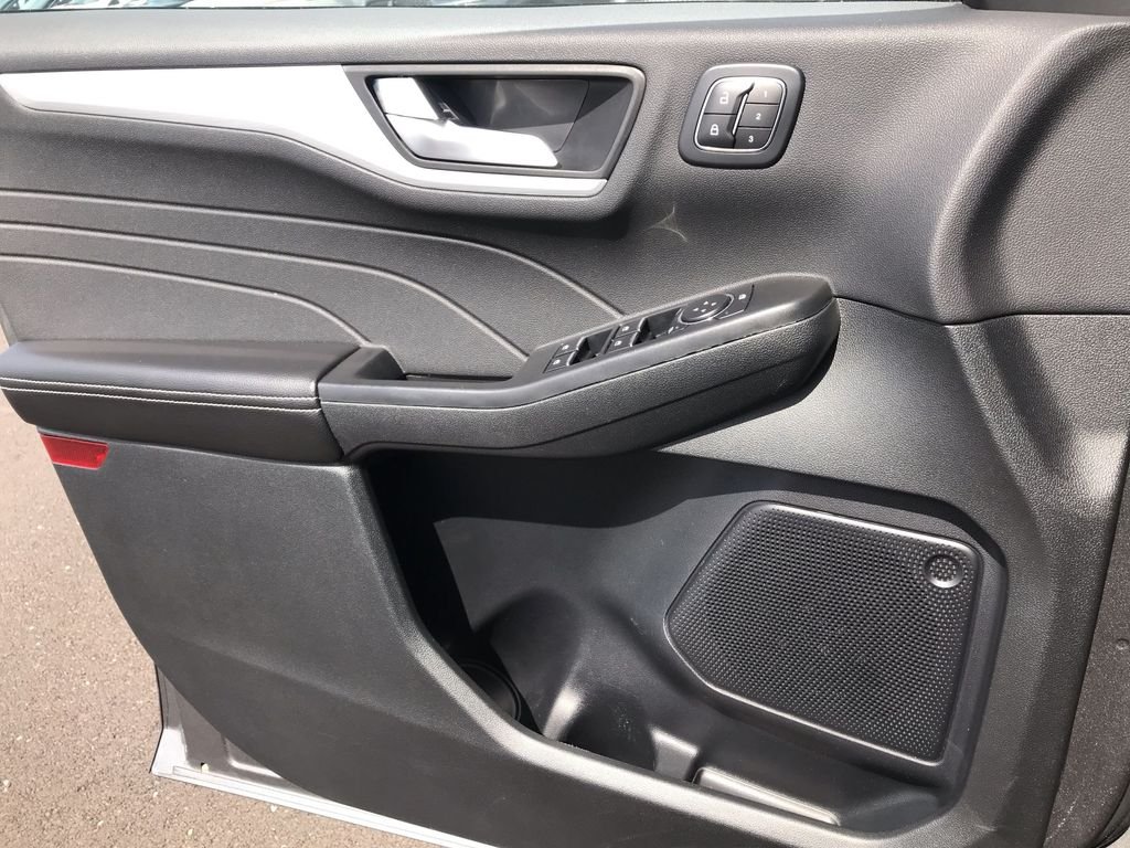 2025 Ford Escape Platinum - Photo 15