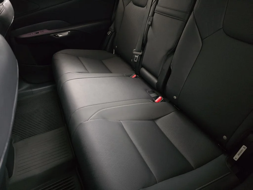 New 2026 Iridium Lexus PREMIUM PLUS image 14