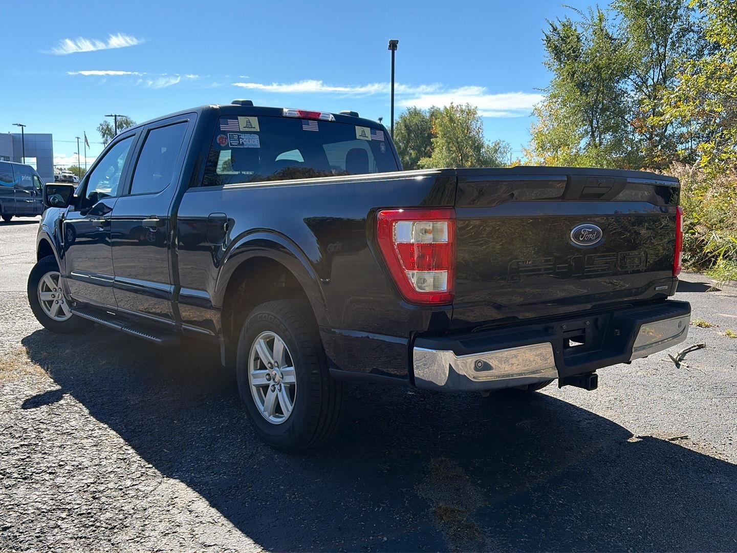 Used 2022 Agate Black Ford XL image 3