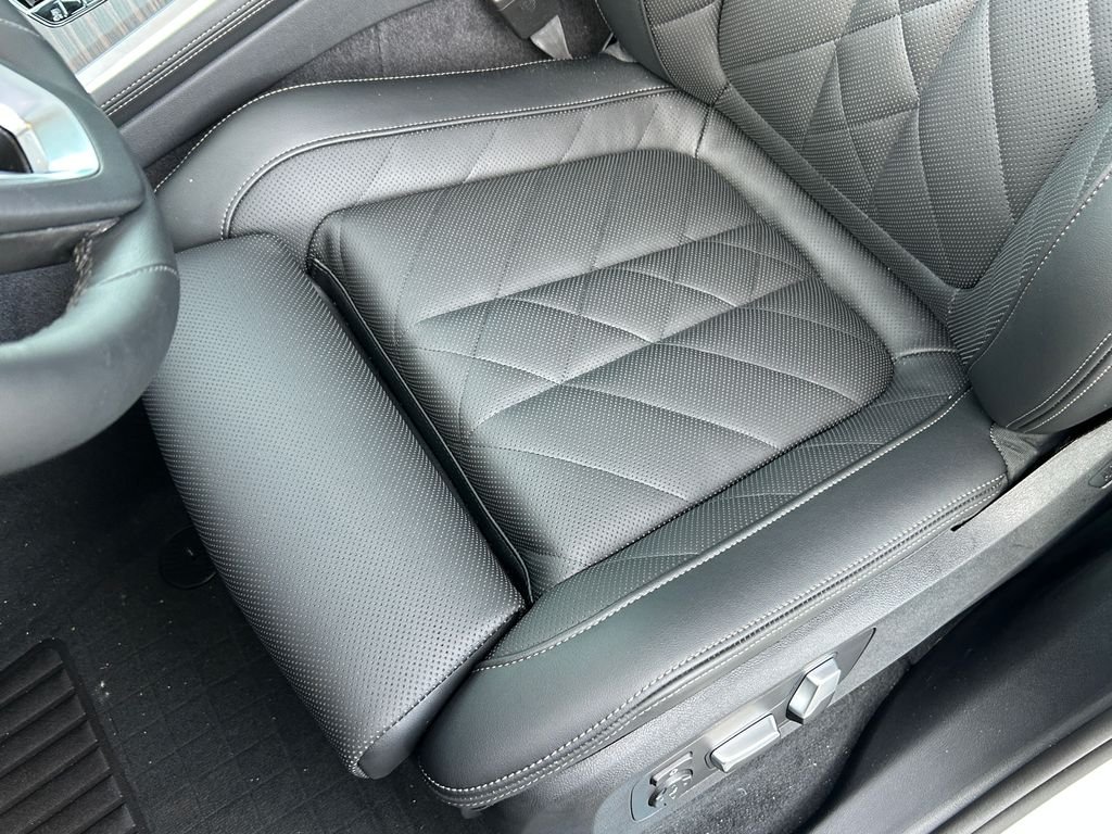 2026 BMW X5 50e - Photo 15