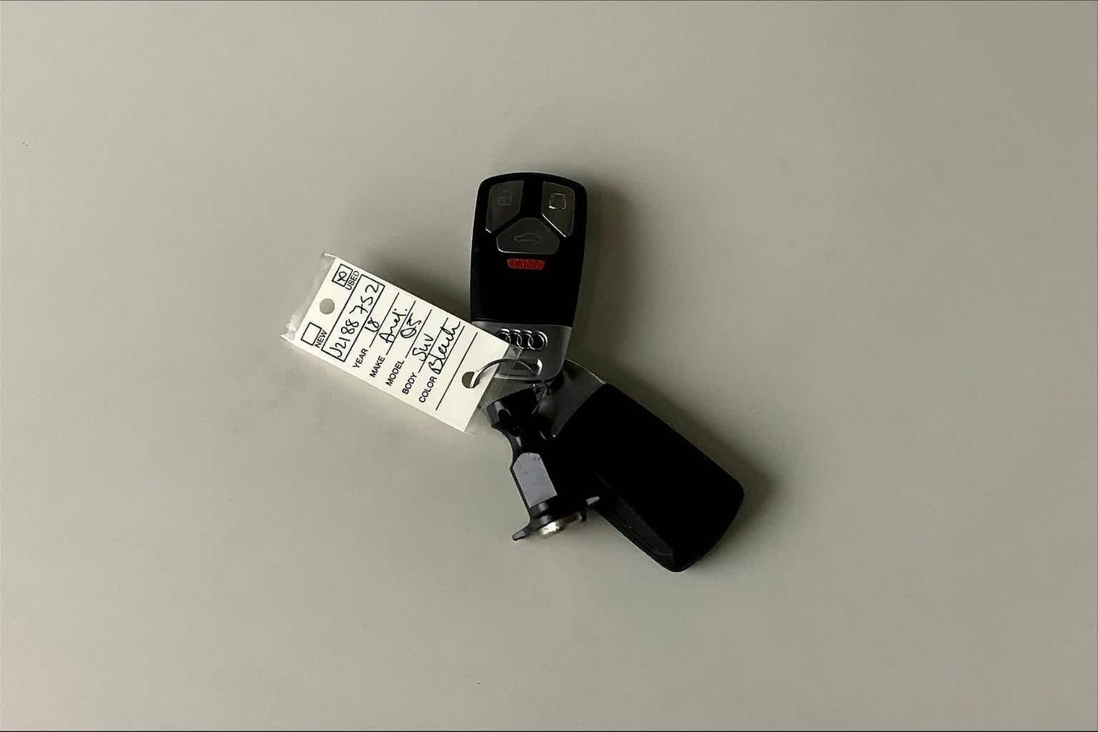 Used 2018 Brilliant Black Audi Tech Premium Plus image 14