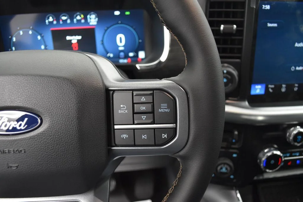 2025 Ford F-150 Lariat - Photo 8