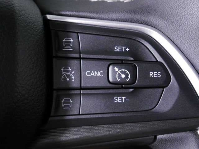 Certified Used 2024 Gray Jeep Altitude image 25