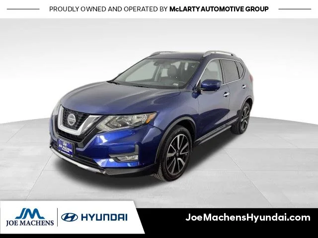 Used 2020 Blue Nissan SL image 4