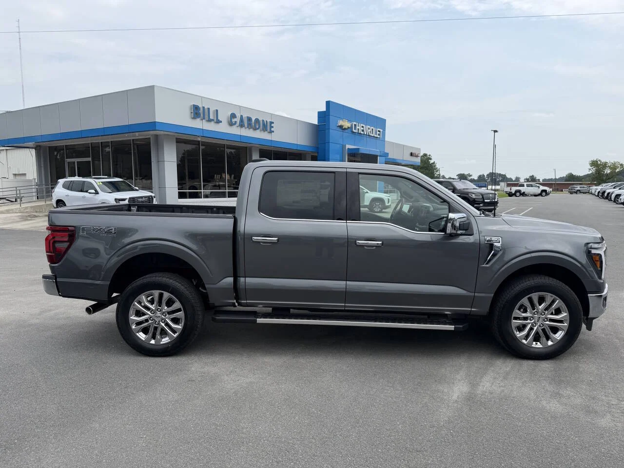 New 2026 Gray Ford Lariat 4x4 4dr SuperCrew 5.5 ft. SB image 20