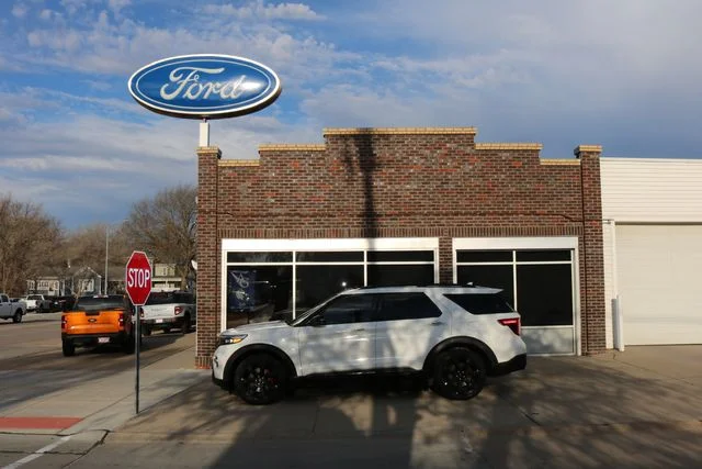 2020 Ford Explorer ST 4WD's photo