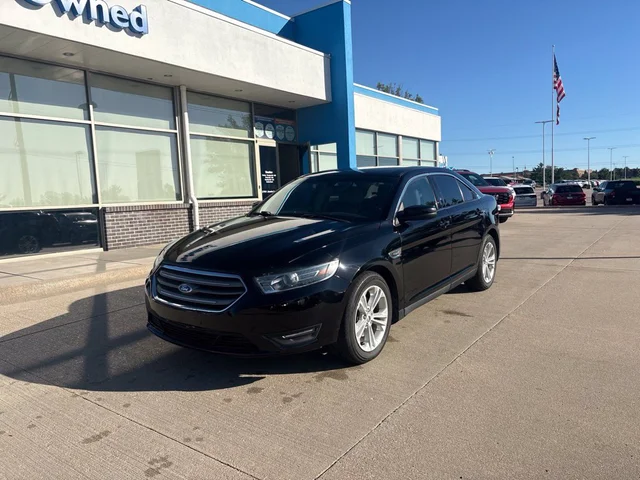 2016 Ford Taurus SEL