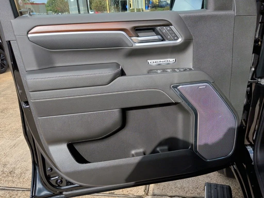 2026 GMC Sierra 1500 Denali - Photo 10