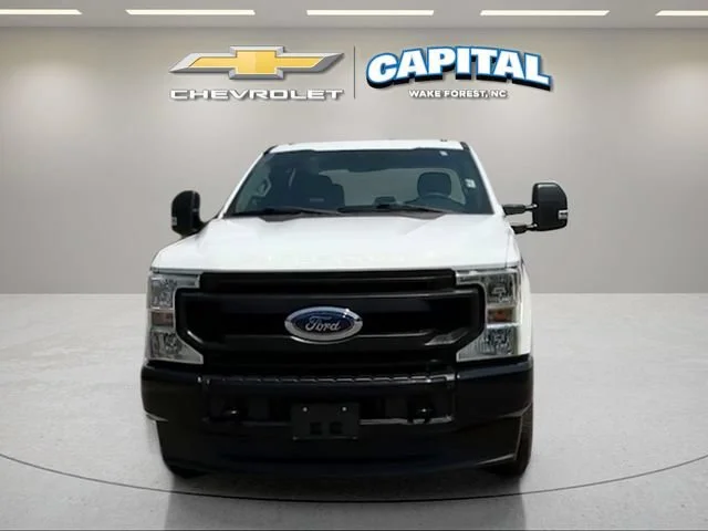 Used 2020 White Ford XL image 9