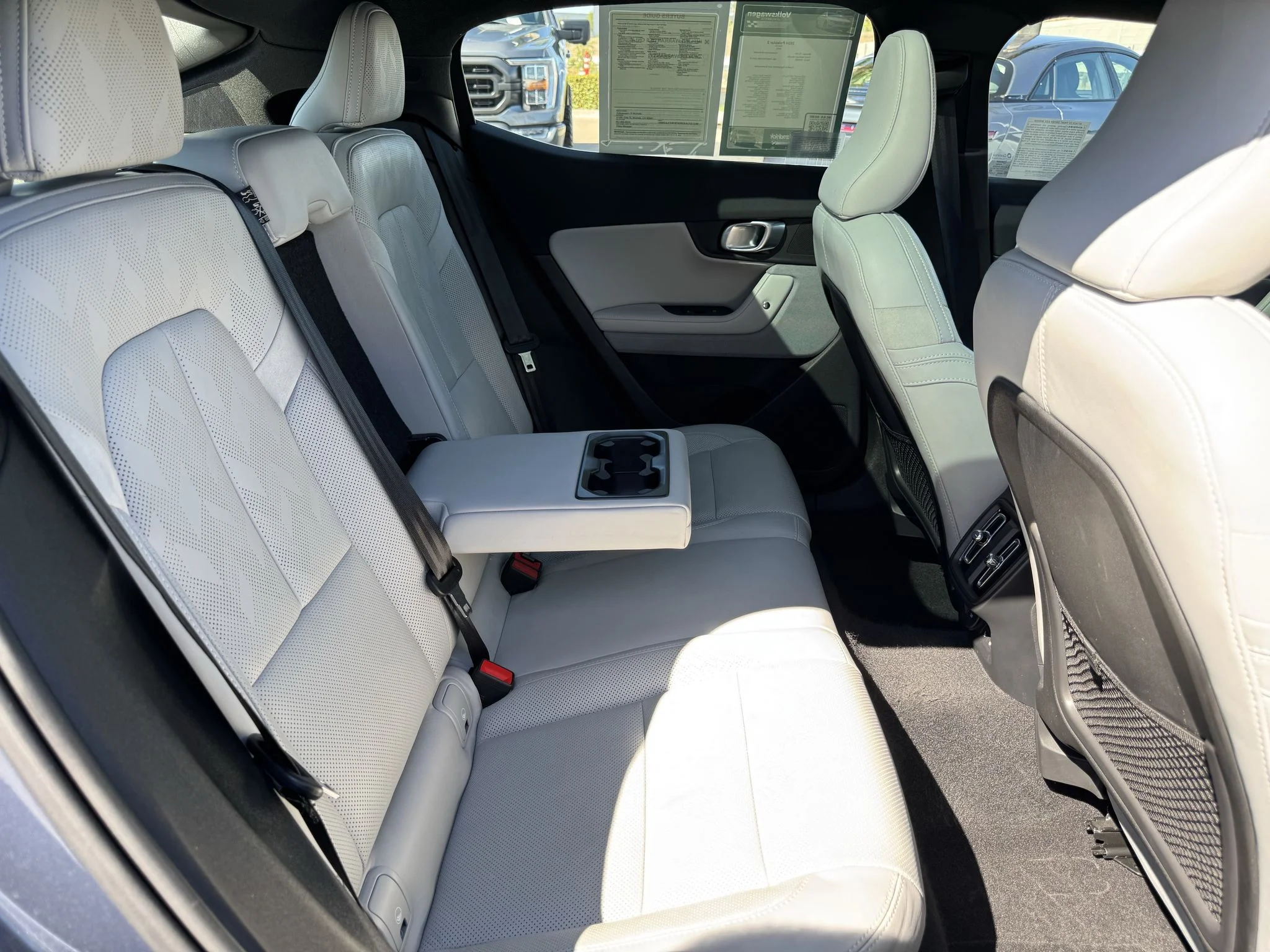 Used 2024 Midnight Metallic Polestar Long Range Dual Motor image 30