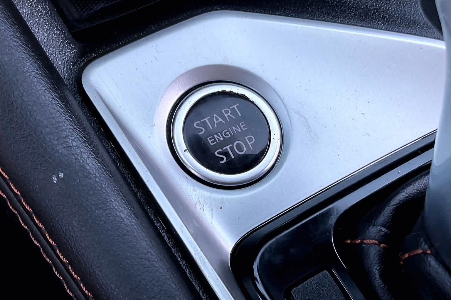 Used 2020 Gun Metallic Nissan 2.5 SR image 31