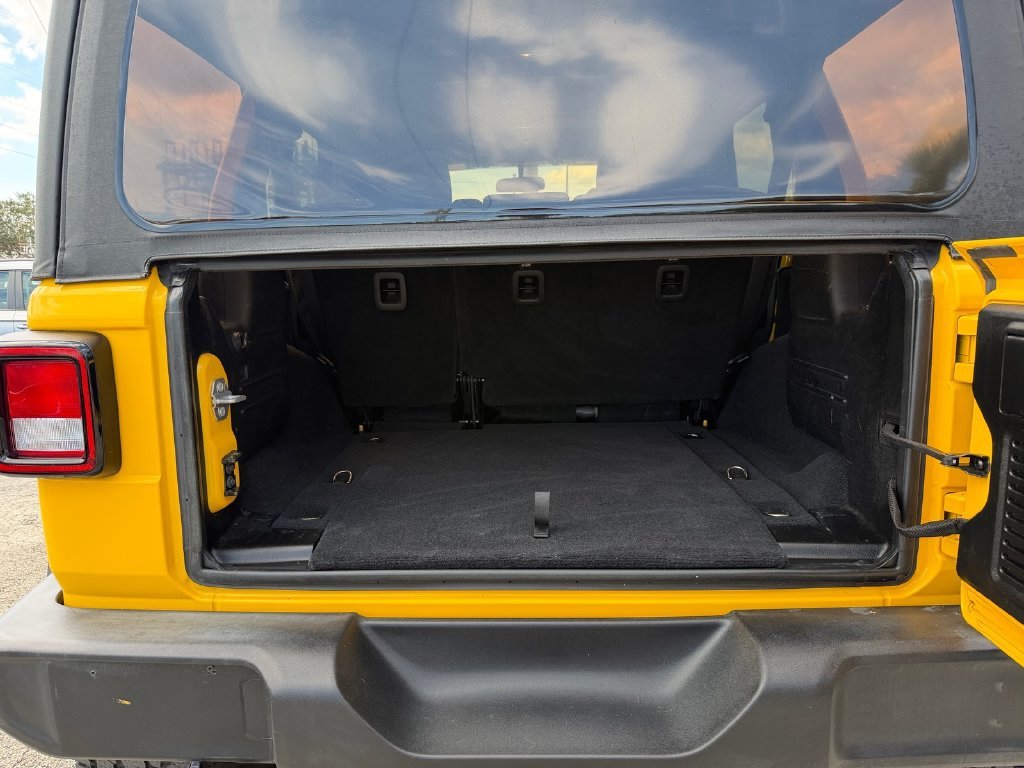 Used 2018 Yellow Jeep Unlimited Sport S image 12