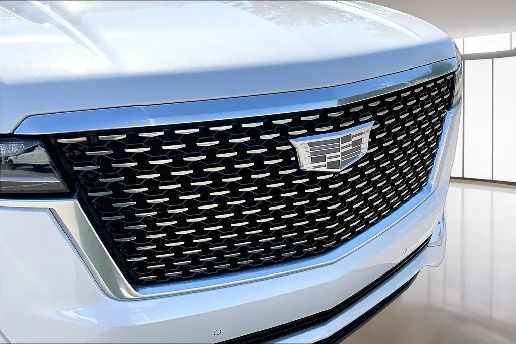 Used 2021 White Cadillac Luxury image 31