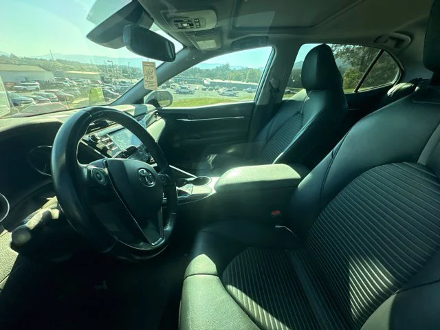 Used 2019 Blue Toyota SE image 9