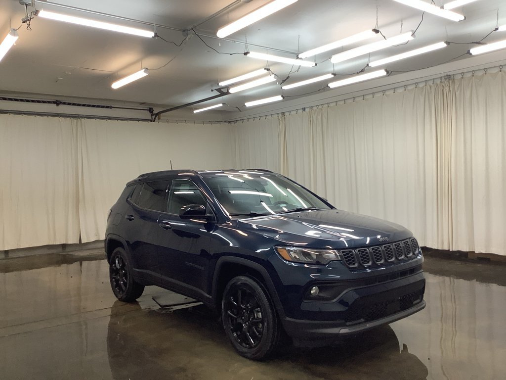 New 2026 Fathom Blue Pearl-Coat Exterior Paint Jeep Latitude image 3