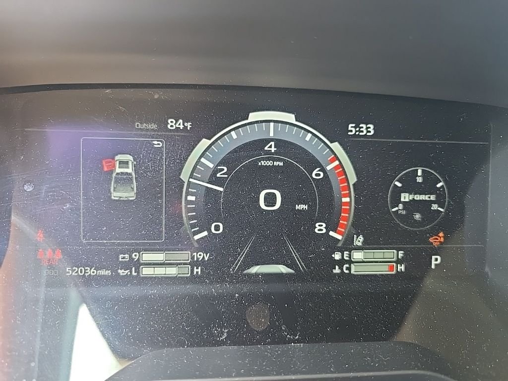 Used 2024  Toyota Limited image 15