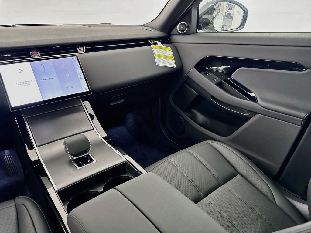 New 2026 Fuji White Land Rover Core S image 24