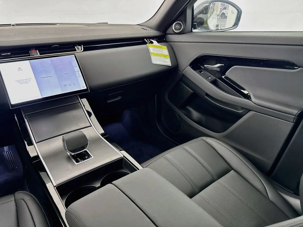New 2026 Fuji White Land Rover Core S image 24