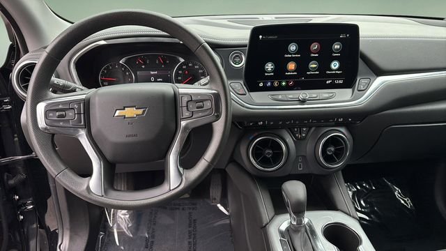Used 2025 Black Chevrolet LT image 10