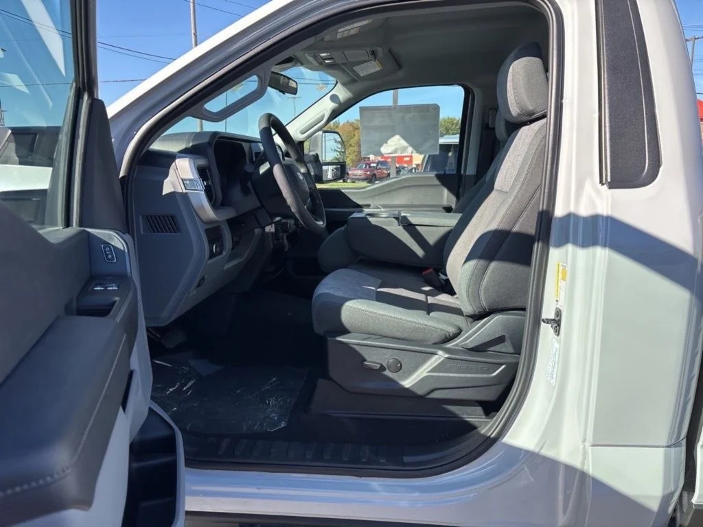 2026 Ford F-250 Super Duty XLT - Photo 10