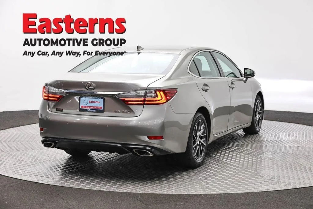 Used 2016 Silver Lexus 350 image 6