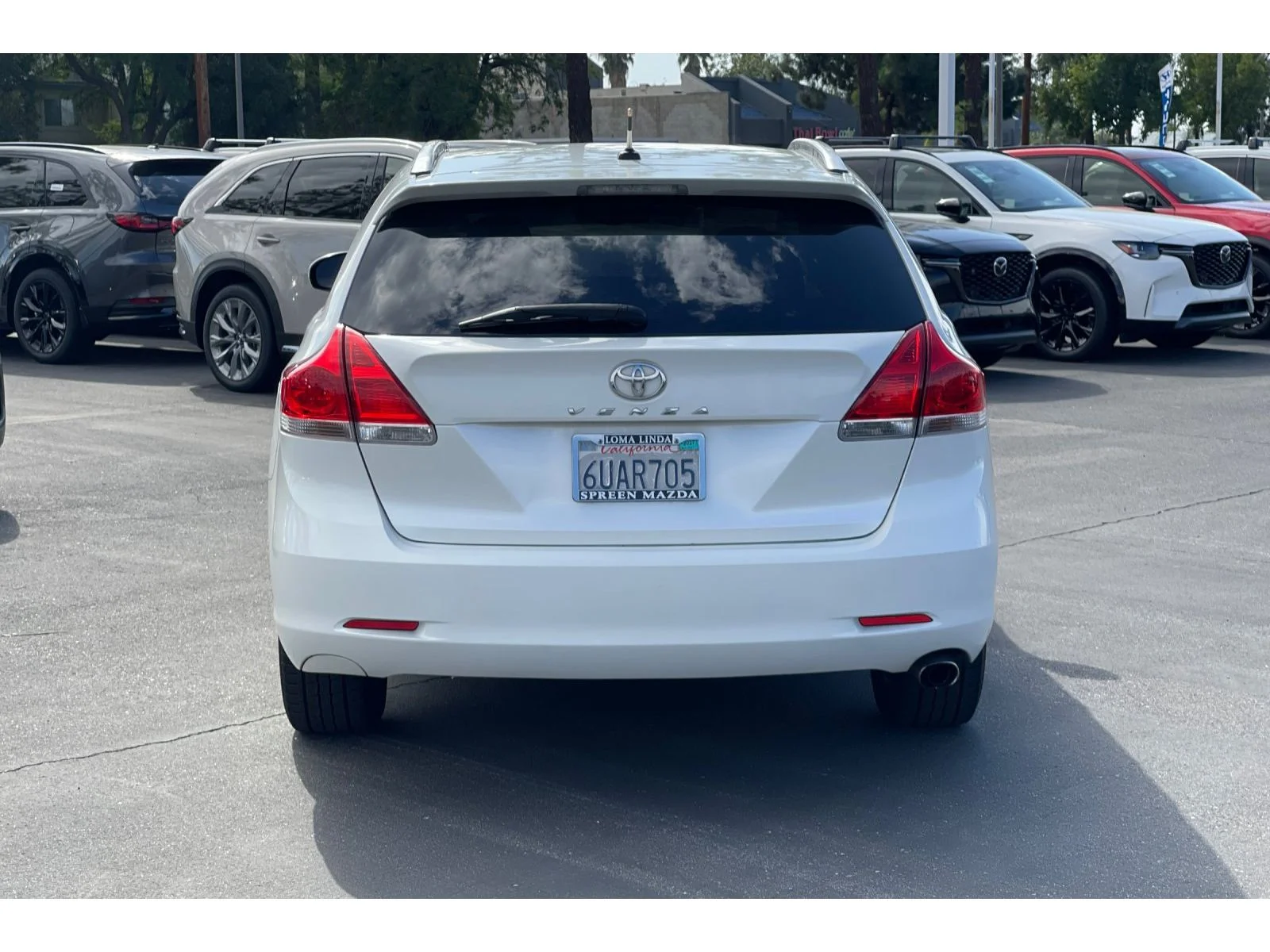 Used 2011 Blizzard Pearl Toyota Base image 5