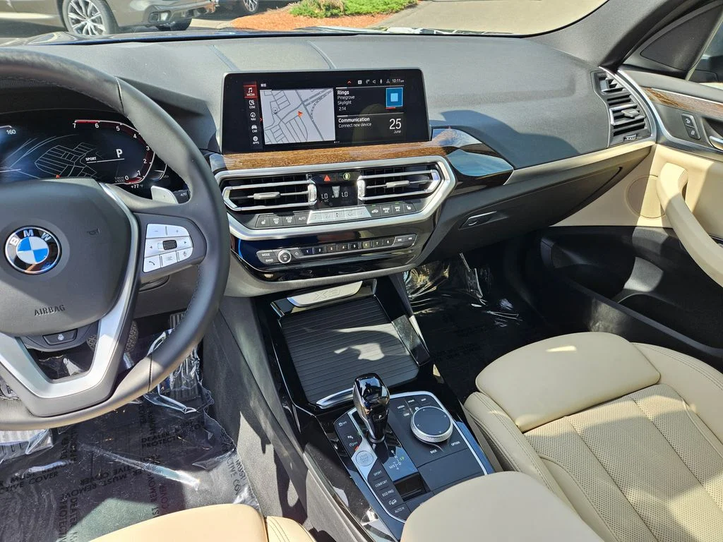 Used 2023 Phytonic Blue Metallic BMW xDrive30i image 25