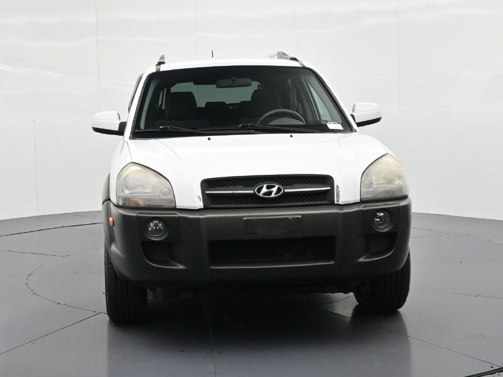 Used 2006 White Hyundai Limited image 3