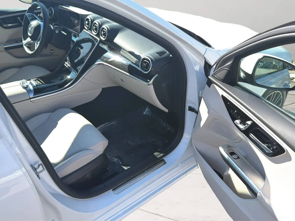 Used 2025 White Mercedes-Benz C 300 image 21