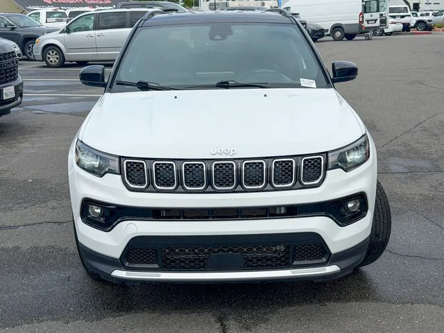Used 2024 White Jeep Limited image 3